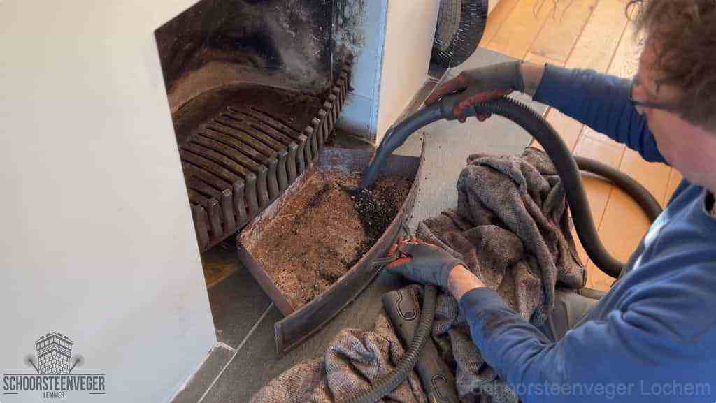 Prijs schoorsteenvegen Lochem schouw reinigen Prijs schoorsteenvegen Lochem schouw reinigen
